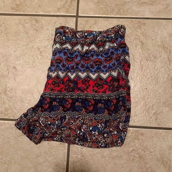 Patterned Shorts - Picture 4 of 5